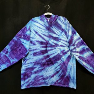 2XL Hoodie T-shirt, Cosmic Rays
