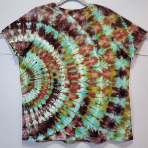 18/20 1X V-Neck T-Shirt, Golden Plum Dendrite