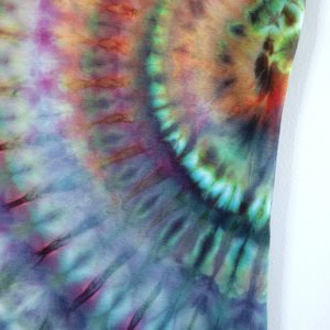 2XL Women's V-neck, Radar Ripple