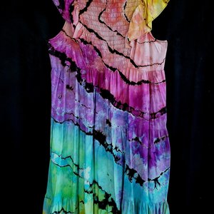 XXL Flutter Sleeve Dress, Rainbow Geode