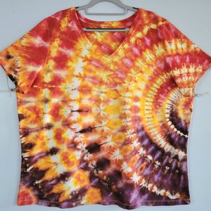 2X 26/28 V-neck T-shirt, Fire Ripple