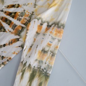 Size 14/16 V-neck 3/4 sleeve T, Moss Agate