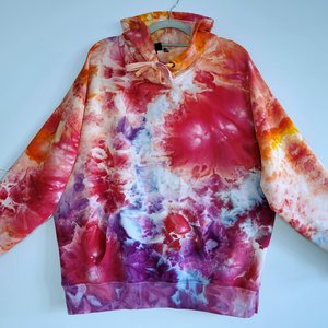 2XL Bamboo Hoodie, Chrysanthemums