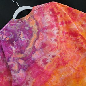 L Long Sleeve T-shirt, Fiery Geode
