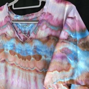 22/24 V-neck Tunic, Forbidden Fruit Roll-Up