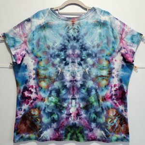 2X V-Neck T, Mandala