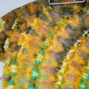 L T-Shirt, Moss Agate Radar Ripple