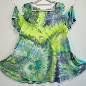 1X Cold Shoulder Tunic, Spring Swirl