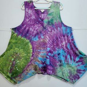 Size 22/24 Tunic Tank, Forest Violet