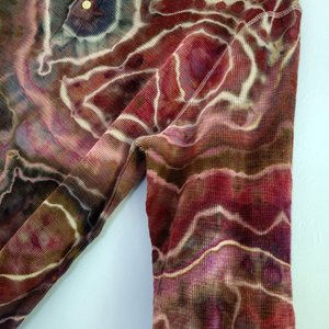 L Tall Henley, Red Geode