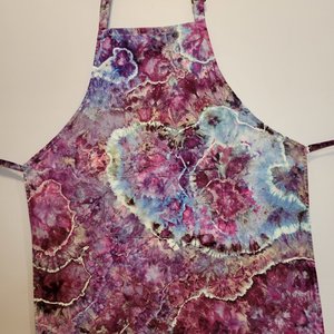 Apron, Aster & Dusty Purple Geode