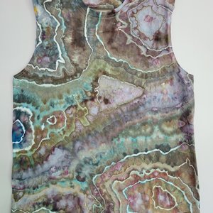L Unisex Sleeveless T, Coastal Fog Geode 