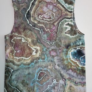 L Unisex Sleeveless T, Coastal Fog Geode 