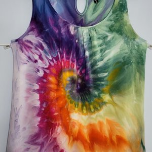 M Button Back Rayon Tank, Rainbow Spiral