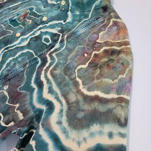 L Cuban Linen Shirt, Apatite Geode