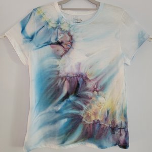 M Women's T-shirt, Gravity Dye