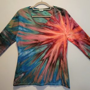 M Women's V-neck Long Sleeve T, Flamingo Burst