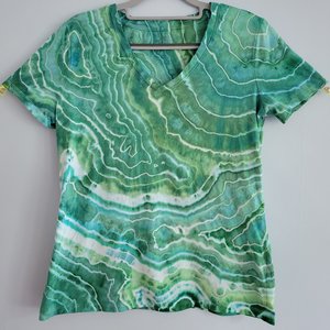 M V-neck T-shirt, Malachite