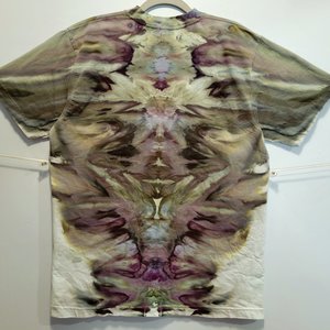 M Unisex T, Green Purple Mirror Gravity