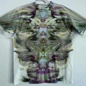 M Unisex T, Green Purple Mirror Gravity