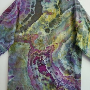 L Unisex T-shirt, Purple & Green Geode