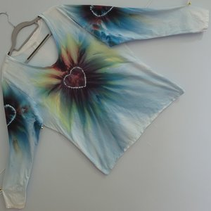 XXL V-neck Long Sleeve T, Hearts