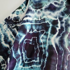 XL Hoodie T-shirt, Storm Geode