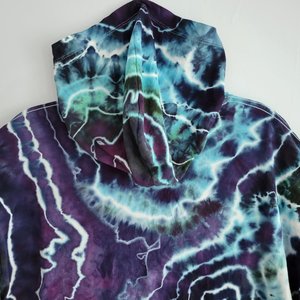 XL Hoodie T-shirt, Storm Geode