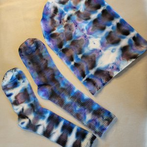 L Beanie & Socks, Sapphire Tiger