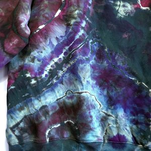 XL Viscose Hoodie, Purple & Green Geode