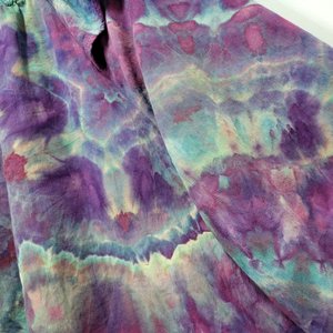 2X Poet's Blouse, Strawberry Skies Geode
