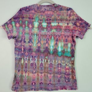 M V-neck T-shirt, Strawberry Skies Suji