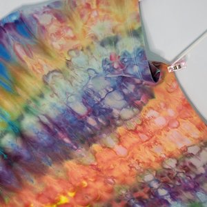 XL V-neck T-shirt, Boulder Opal Suji