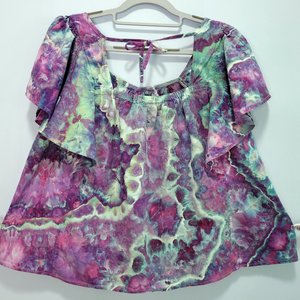 XL Linen Flutter Sleeve Top, Strawberry Skies Geode