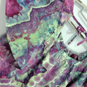 XL Linen Flutter Sleeve Top, Strawberry Skies Geode