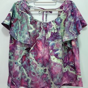 XL Linen Flutter Sleeve Top, Strawberry Skies Geode