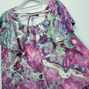 XL Linen Flutter Sleeve Top, Strawberry Skies Geode