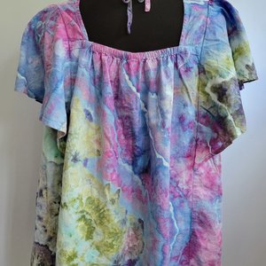 XXL Tall Linen Flutter Sleeve Top, Garden Geode