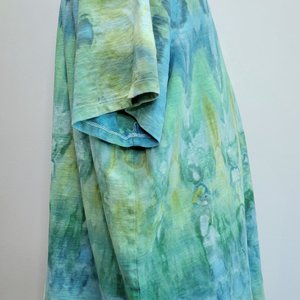 XXL Tall V-neck T-shirt, Sea Ripple