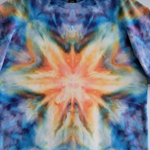 XL Long Sleeve T-shirt, Sapphire Marmalade Farnsburst