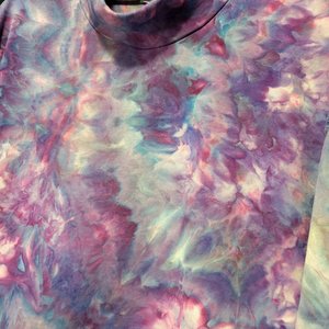 XL/2XL Mock Neck French Terry Pullover, Strawberry Skies