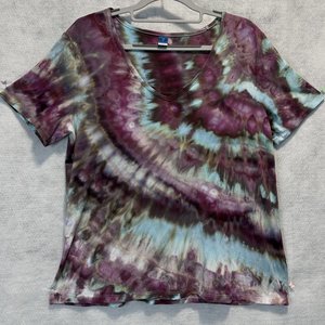 M/L Rayon V-Neck T-Shirt, Petrified Plum