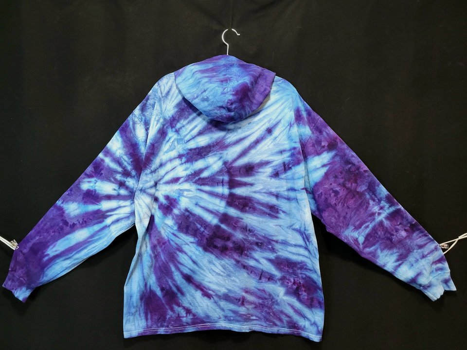 2XL Hoodie T-shirt, Cosmic Rays