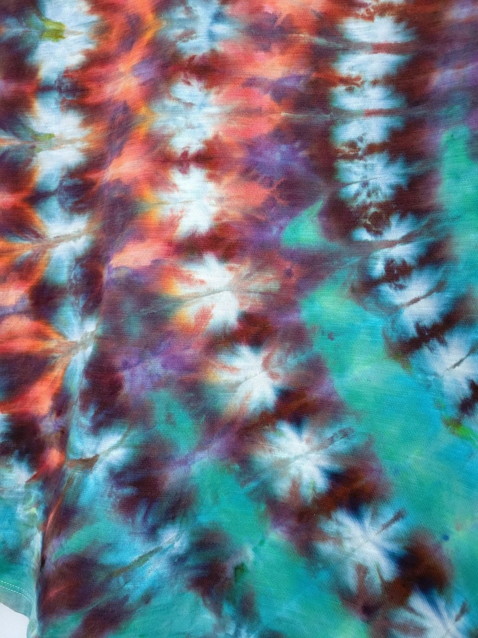 XL Tall V-Neck T,  Tropical Sunset