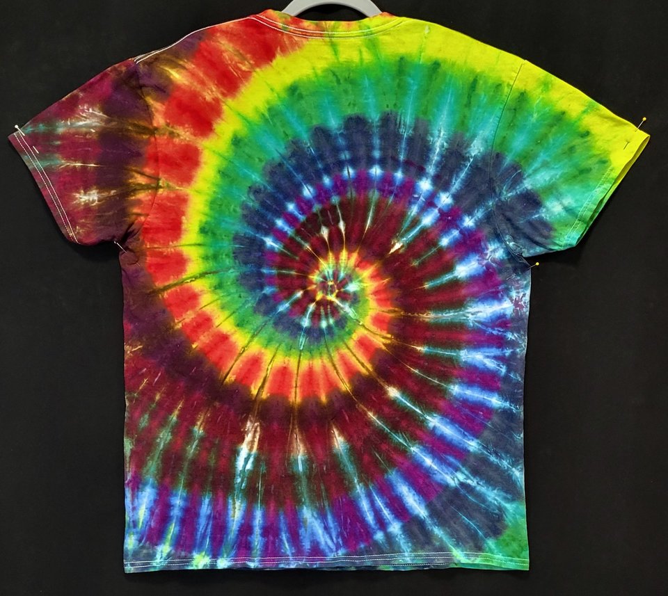 L T-Shirt, Splitty Spiral