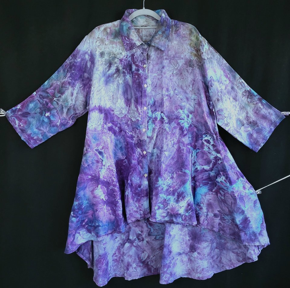 2X/3X Linen Hi-Low Shirt, Purple Watercolor