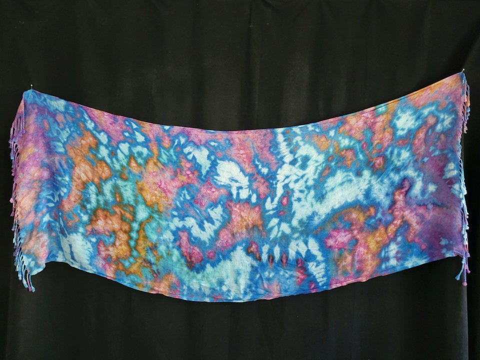 Shawl, Alien World