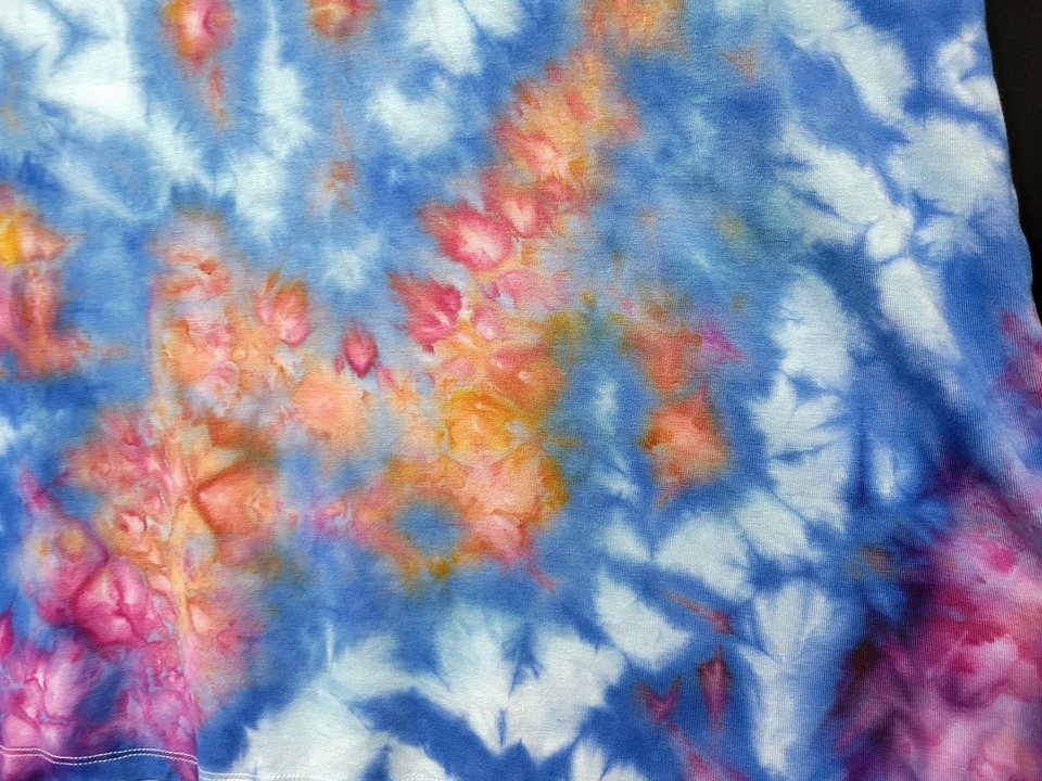 XL Luxe V-Neck T-shirt, Sunset Clouds