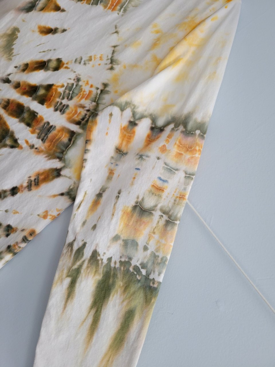 Size 14/16 V-neck 3/4 sleeve T, Moss Agate