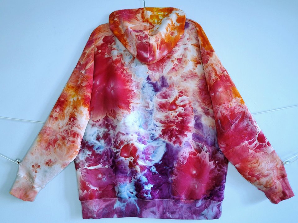 2XL Bamboo Hoodie, Chrysanthemums